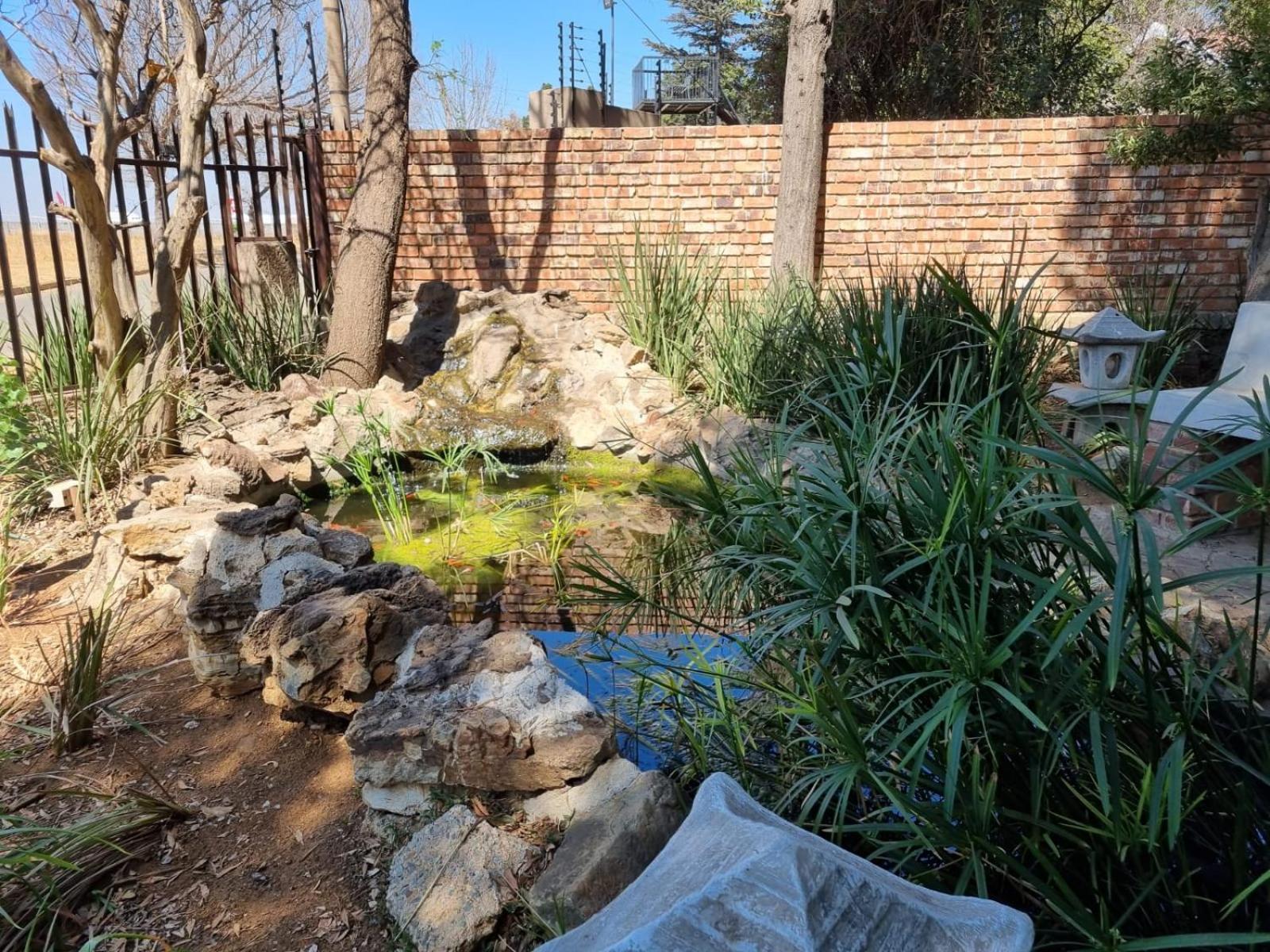 Airport Inn Bed And Breakfast Kempton Park Exterior photo