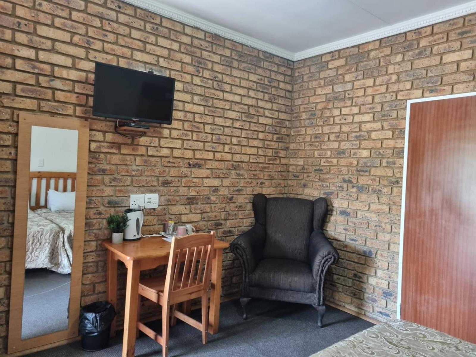 Airport Inn Bed And Breakfast Kempton Park Exterior photo